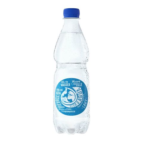 Mineralwasser laut PET, ohne Zertifizierung